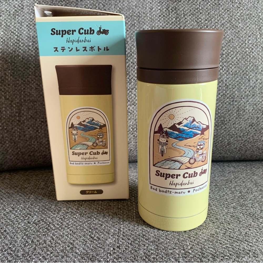 BNIB Japan Sanrio Stainless Steel Thermal Bottle - Pochacco and badbadtz Maru
